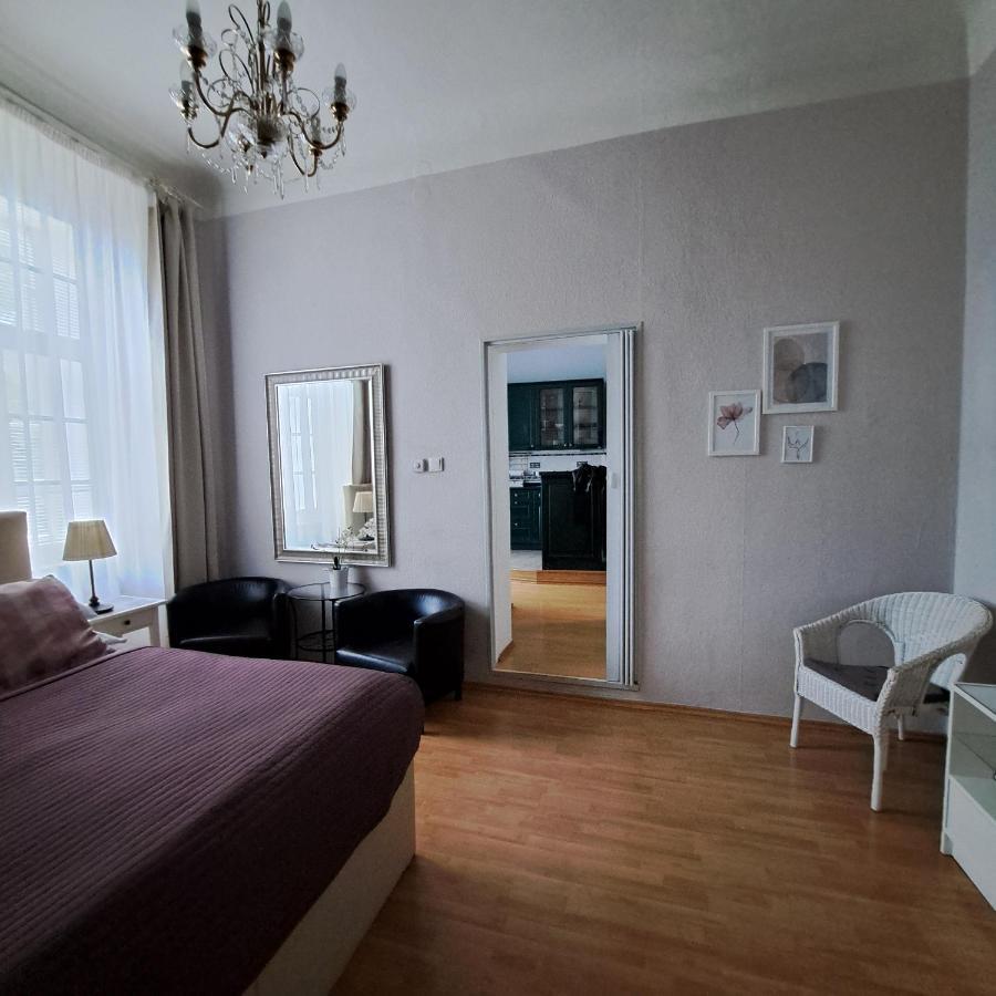Apartment Karolina Prague Exterior photo